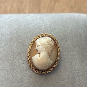 Antique Gold Filled Carved Shell Cameo Brooch Pin Pendant